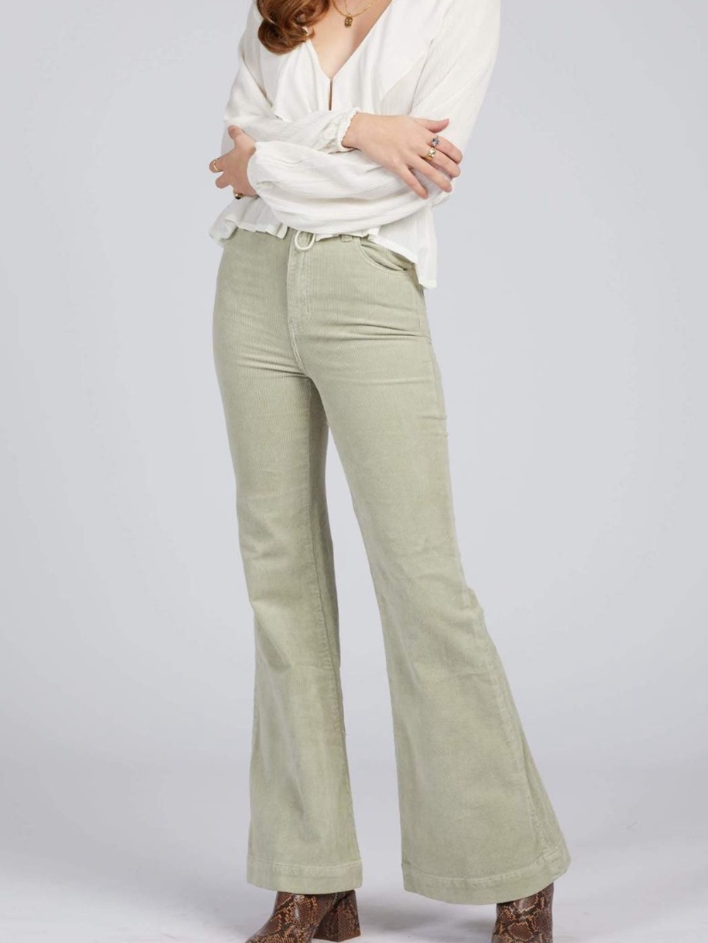 Rolla’s Eastcoast Flare Seagrass Corduroy High Rise Pants Size 29